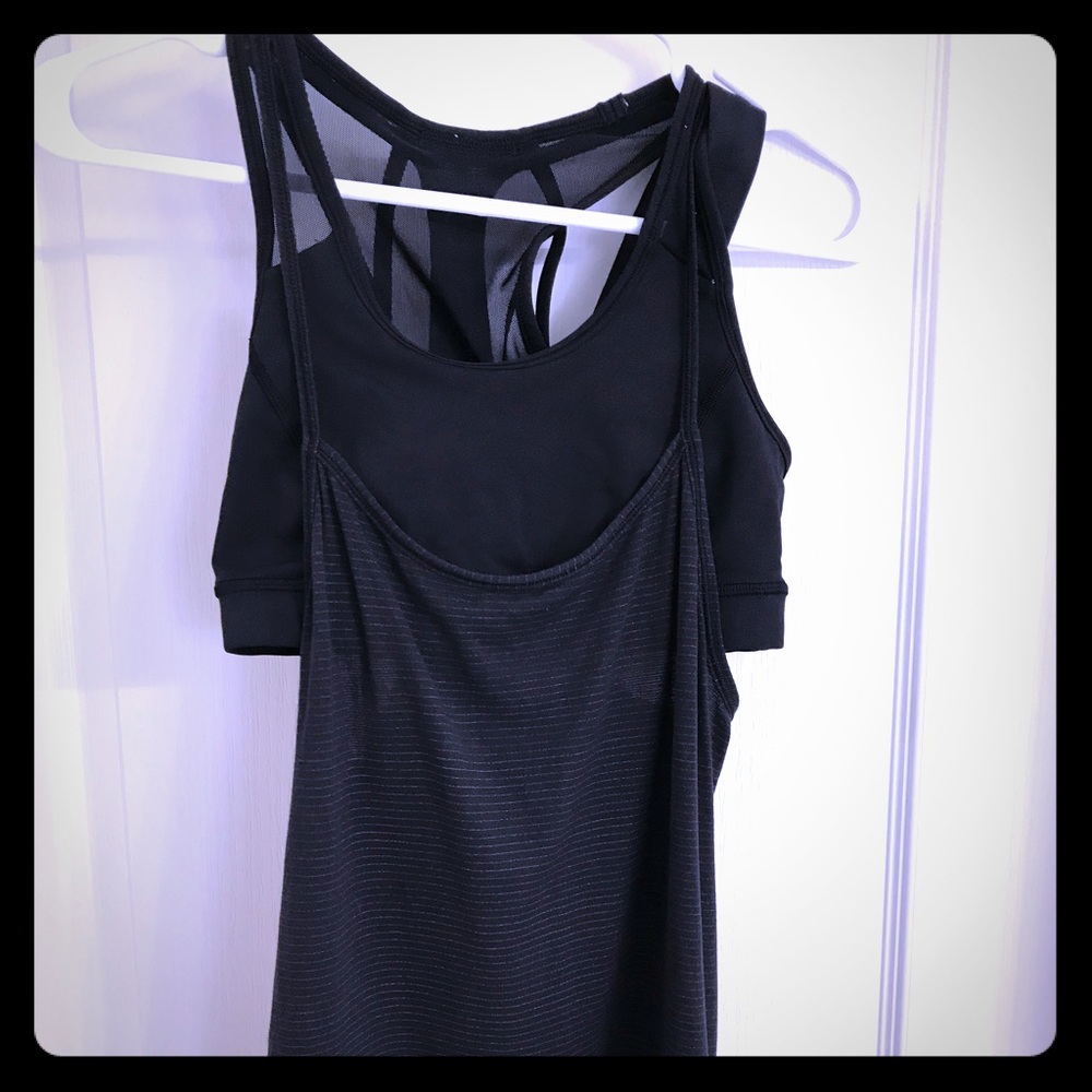 Lululemon tank top with built in bra